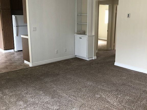 4th image of 4338 Illinois St #7
