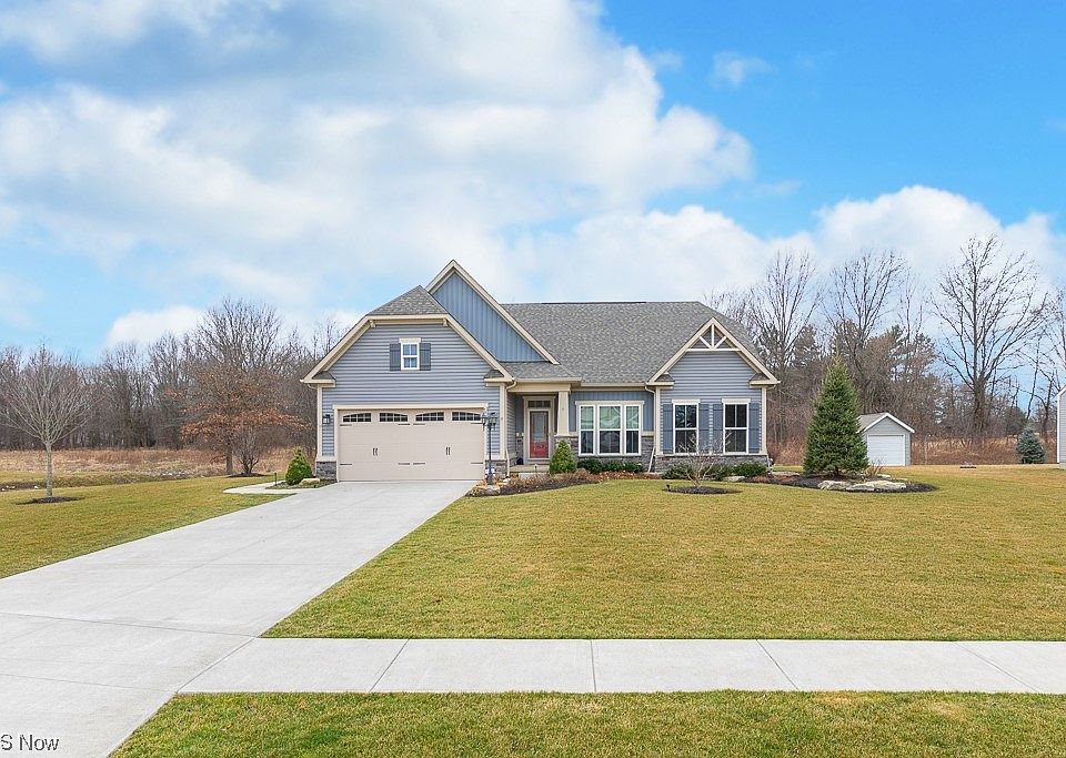 1st image of 7440 Greenlawn Dr