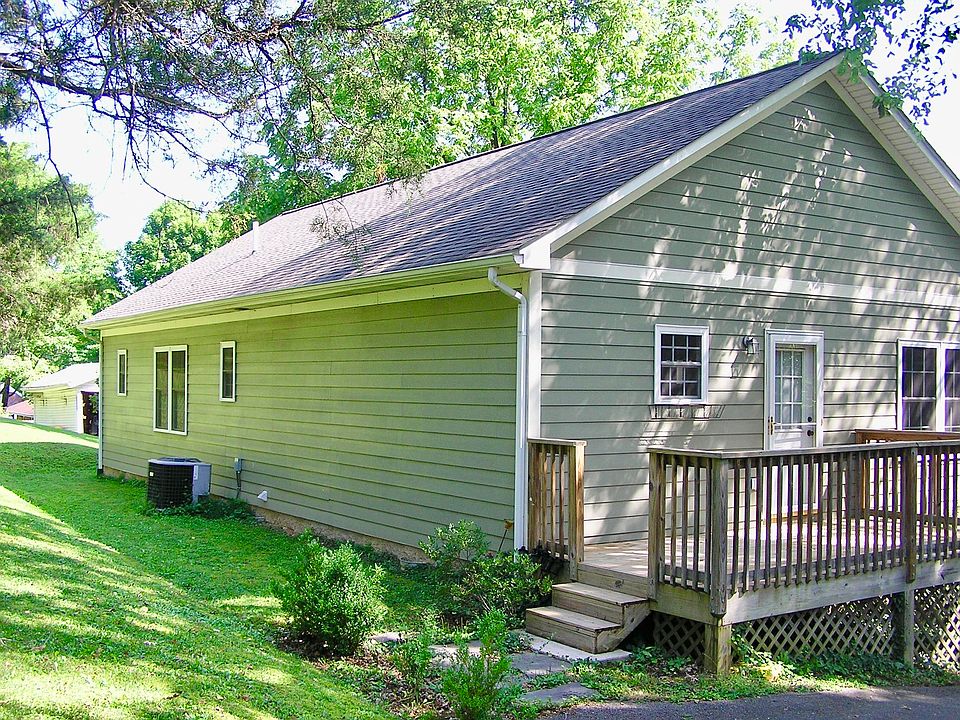 2 Hamric St, Lexington, VA 24450 Zillow