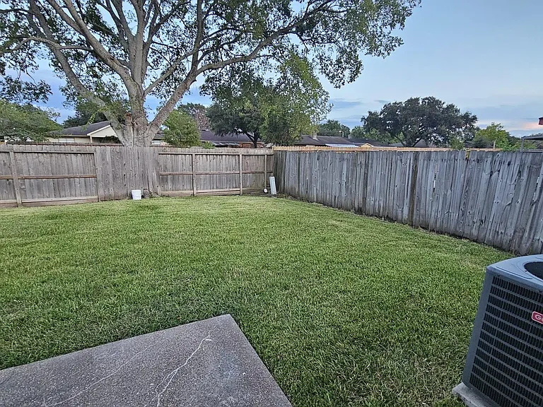 10303 Old Towne Ln — Photo 24