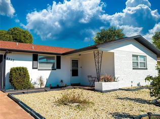 8227 Winthrop Dr, Port Richey, FL 34668