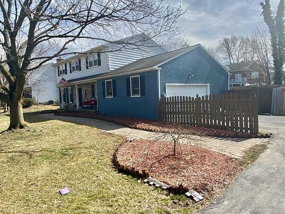 4th image of 4 Chapelcrest Ln