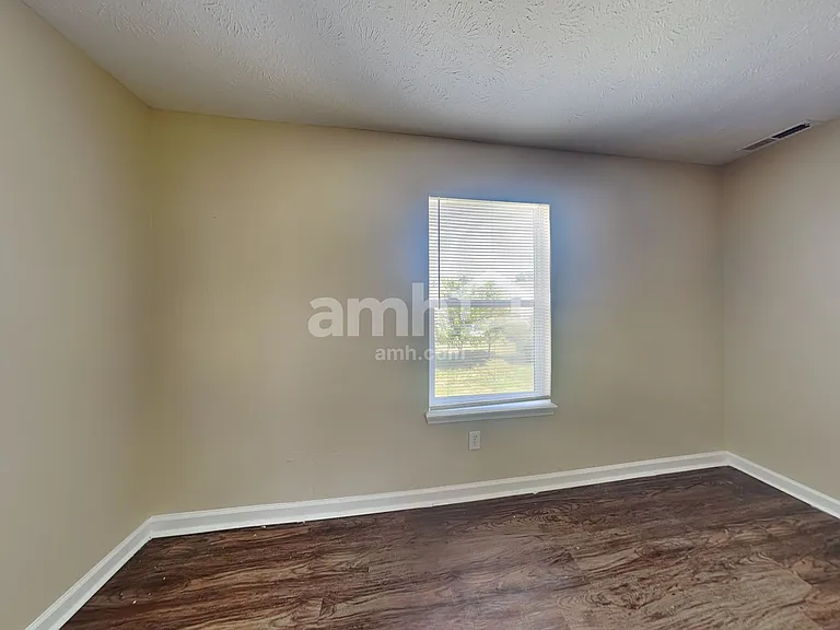 11540 Glenn Abbey Ln — Photo 16