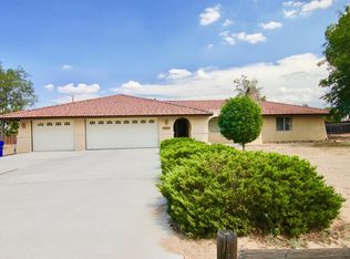 13383 Jicarilla Rd, Apple Valley, CA 92308