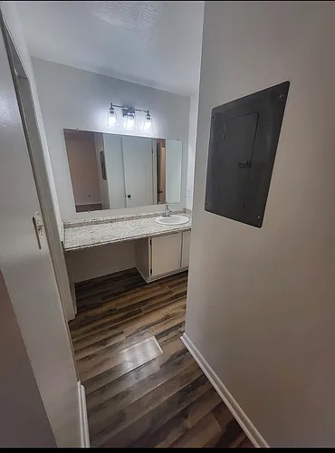 Cassandra Apartments Photo 1