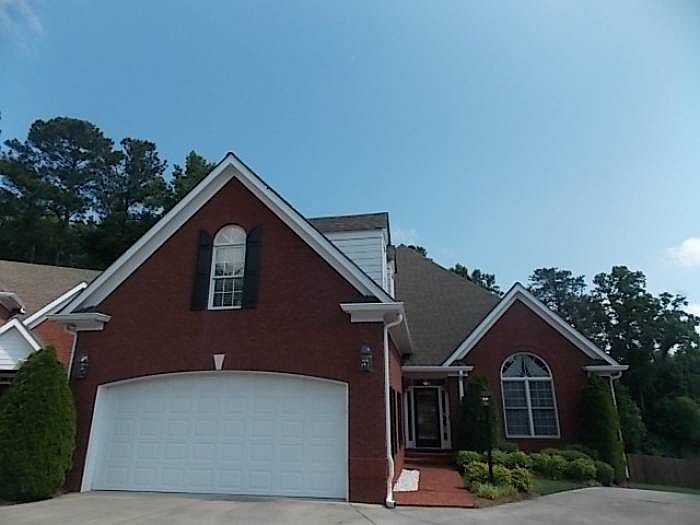 1st image of 2175 Glenhurst Dr