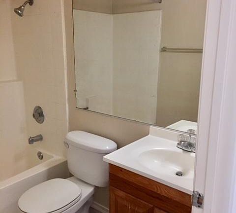 5th image of 2525 El Cajon Blvd APT 6