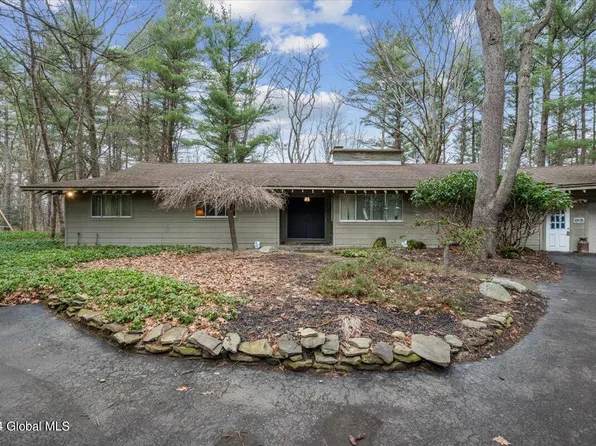 3000 Rosendale Road, Niskayuna, NY 12309