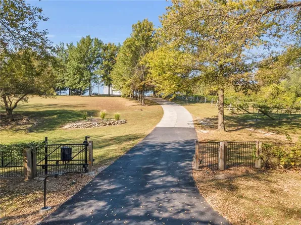 15010 Salem Rd, Excelsior Springs, MO 64024