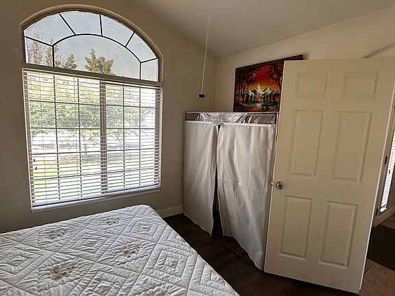 2nd image of 5093 S Piney Ridge Dr