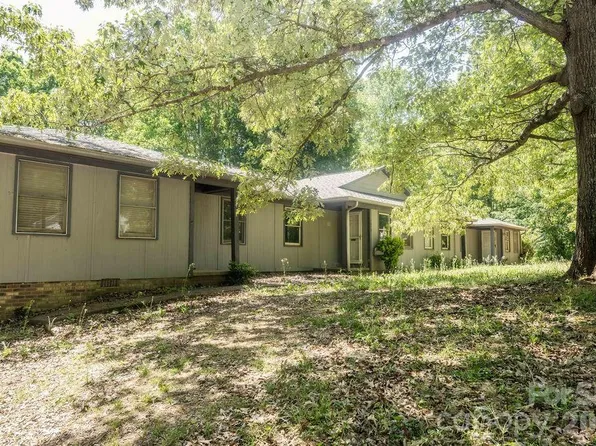 2472 Lake St, Lincolnton, NC 28092