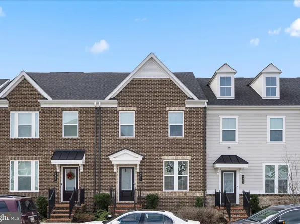 6411 Chessington St, Middle River, MD 21220