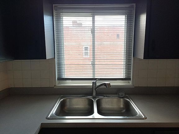 2nd image of 18923 Hilliard Blvd #5E