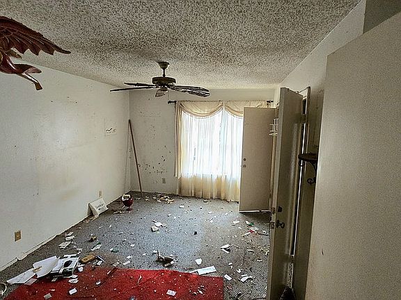 5th image of 831 E Oltorf St