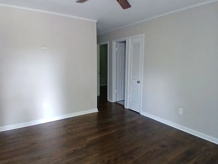 519 Simpson Ave #2 — Photo 4