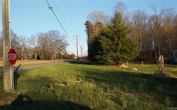3rd image of 2150 John Wesley Dr