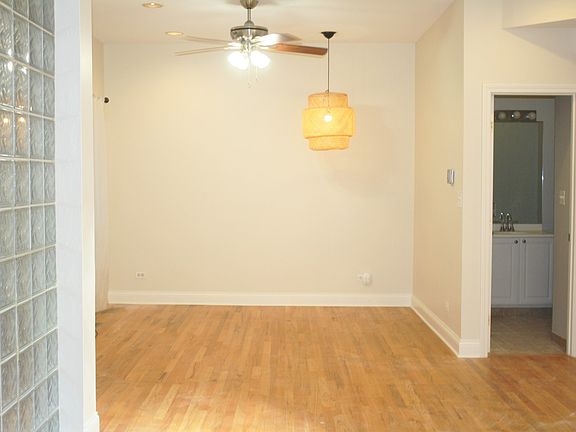 4th image of 2134 N Winchester Ave #B