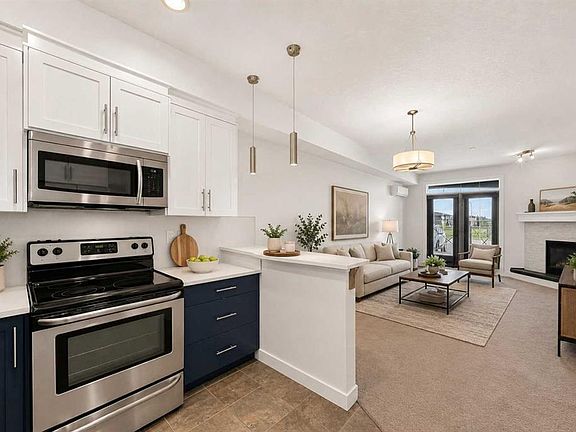 4th image of 1005 A N Westmount Dr #113