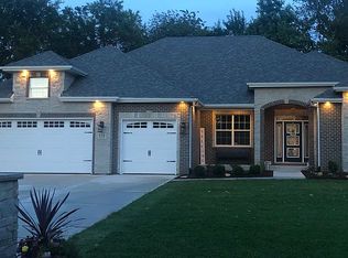 318 Westridge Rd, Joliet, IL 60431