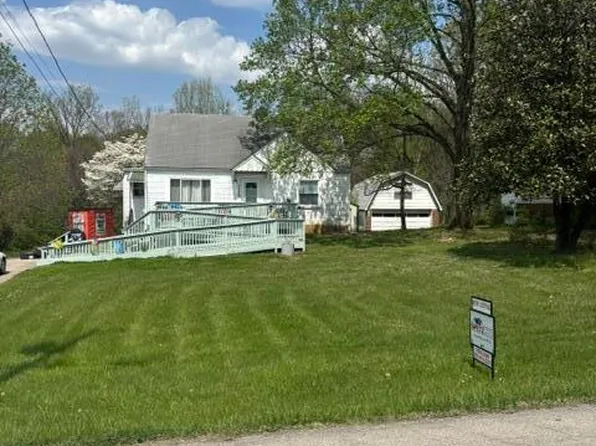 4609 Glen Rose Rd, Louisville, KY 40229