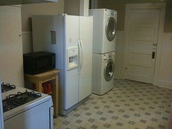 3rd image of 3908 Avenue S