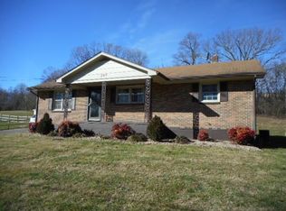 207 Byrd Ln, Rocky Mount, VA 24151