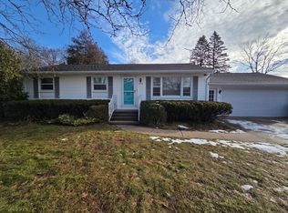 872 Orlando Ave SE, Grand Rapids, MI 49546