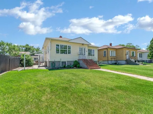 53 N 3rd St SW, Medicine Hat, AB T1A 4C4