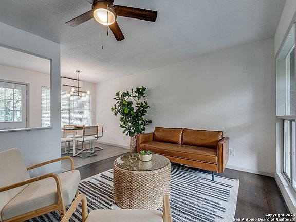 4th image of 210 Nobhill Dr