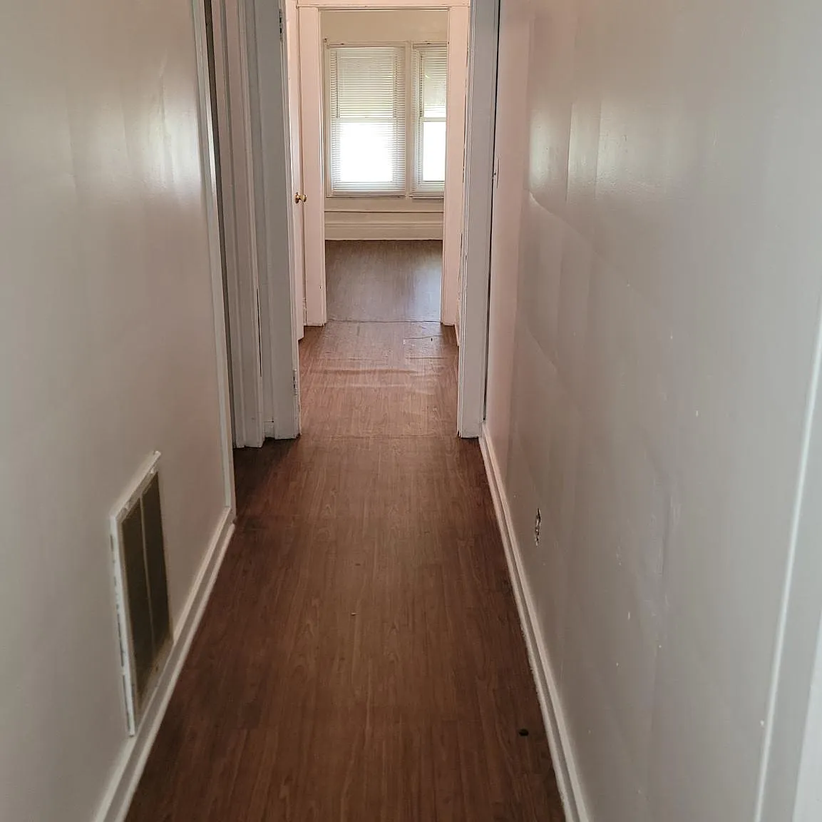 2 bed, 1973 sqft, $750 — Photo 3