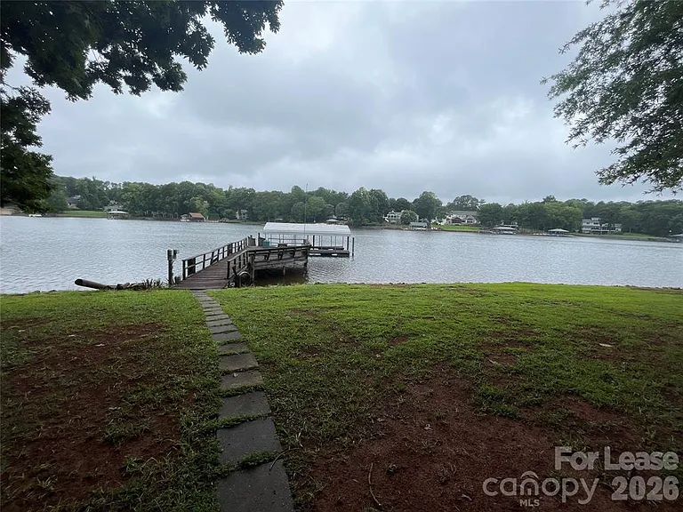 447 Kemp Rd — Photo 3