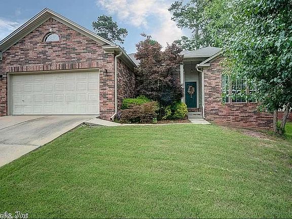 4th image of 1321 Westhampton Dr