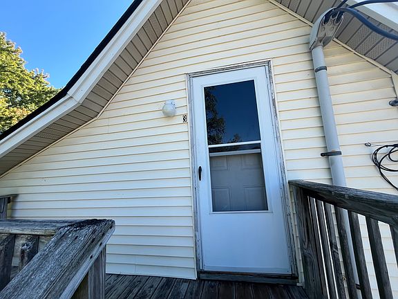 3rd image of 306 N State St APT 3
