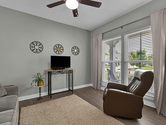 4th image of 2026 Pine Hills Dr
