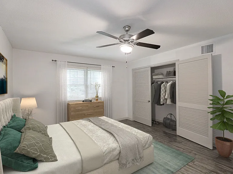 Chateau Apartments — Photo 13