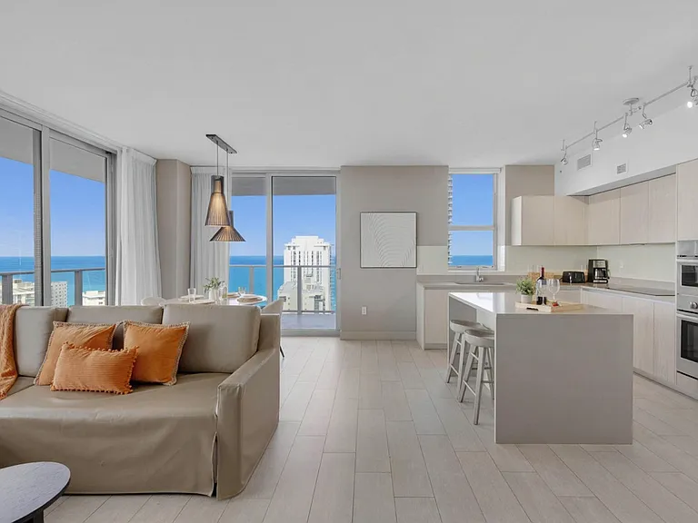 4010 S Ocean Dr #ID1227204P — Photo 7