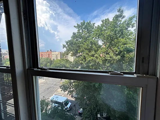 Rented by Premier One Realty LLC | media 9