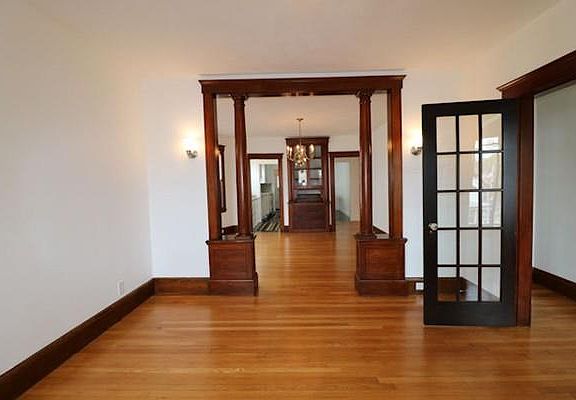 2nd image of 283 Revere St #1