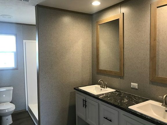 3rd image of 13638 Youngstown Ave #57