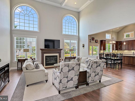 2nd image of 15358 Admiral Baker Cir