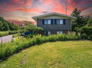 1536 Berkey Rd, Swanton, OH 43558