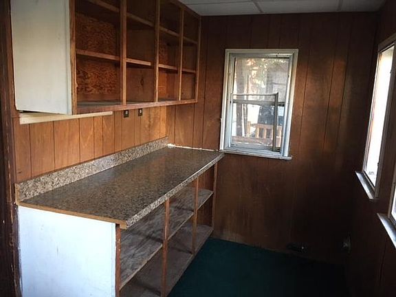4th image of 349 E Guilford St
