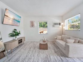 1300 Wellington St, West Palm Beach, FL