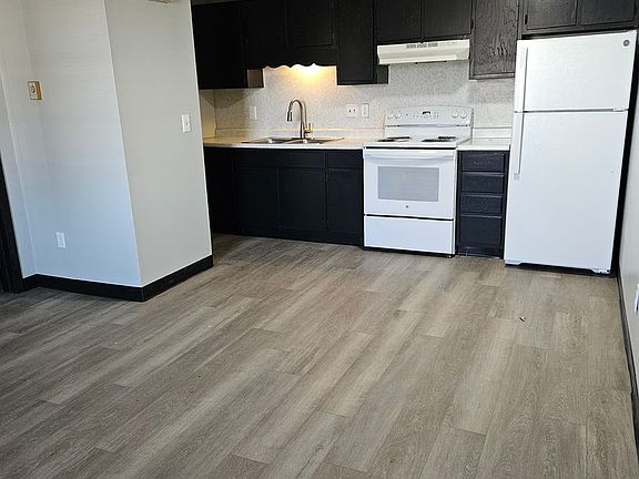 2nd image of 26 Sunnyslope Dr #26C