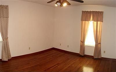 5th image of 5276 Yellowstone Dr