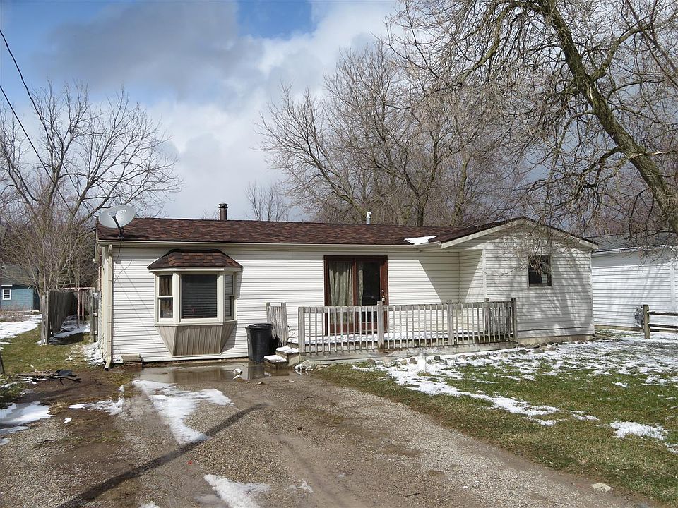 1st image of 1094 Lucharles Ave