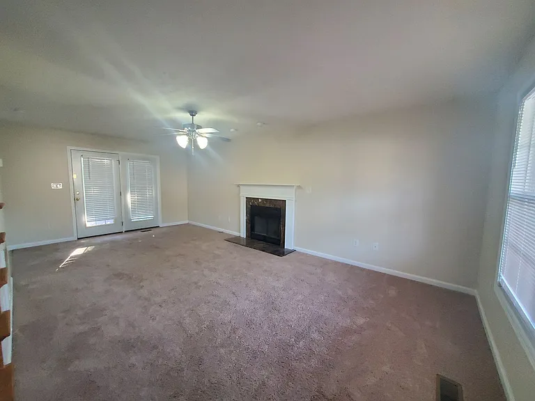 213 Kristin Ave — Photo 2