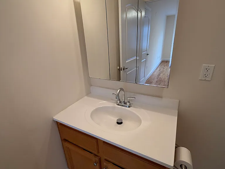 55 68th St #2B — Photo 38