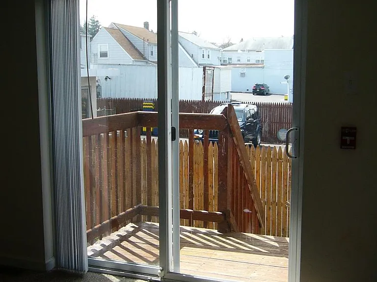 1368 Easton Rd #3 — Photo 4