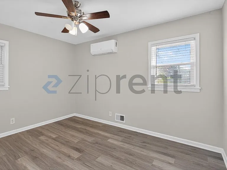 586 Oakside Dr SW #A — Photo 16